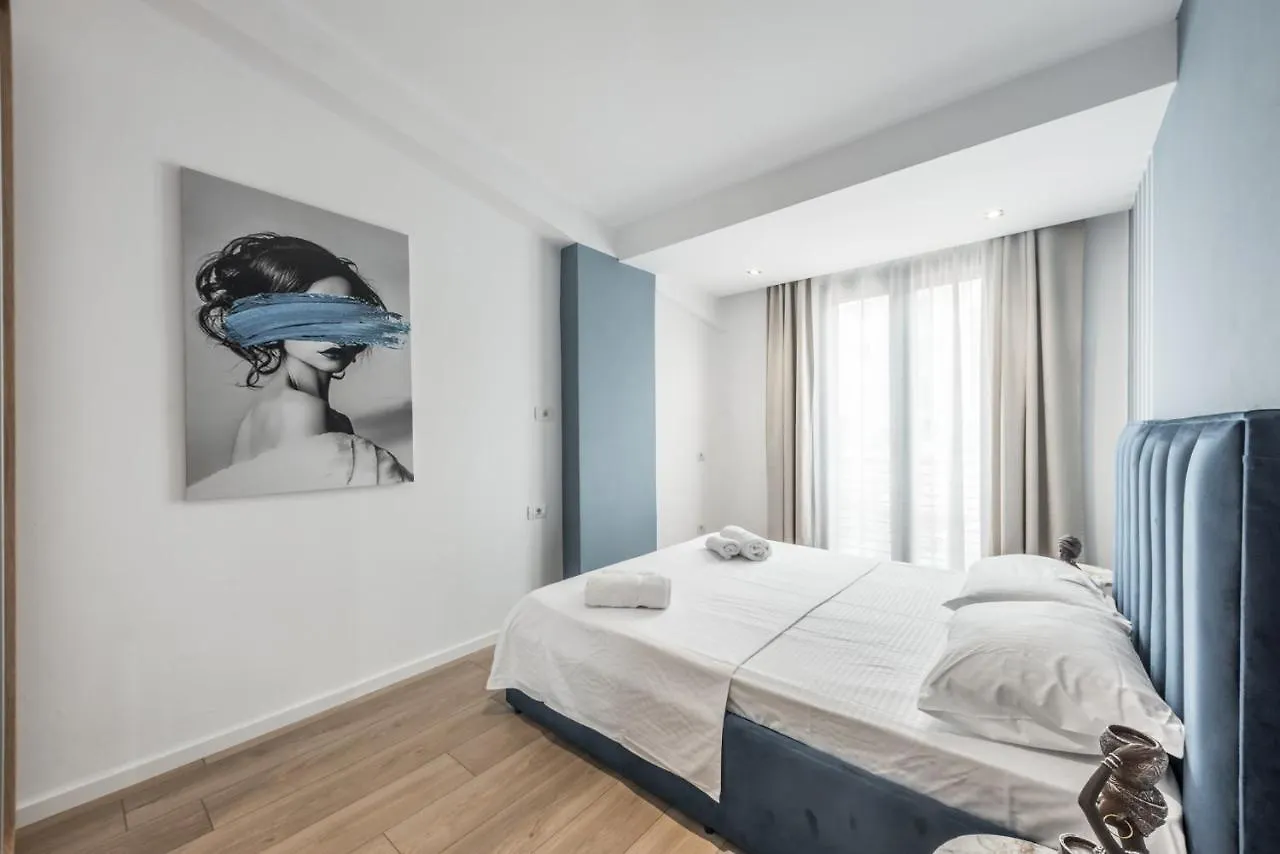 Blue Sensation Brand New Apartment In The City Main Square 100 Mbs Durrës