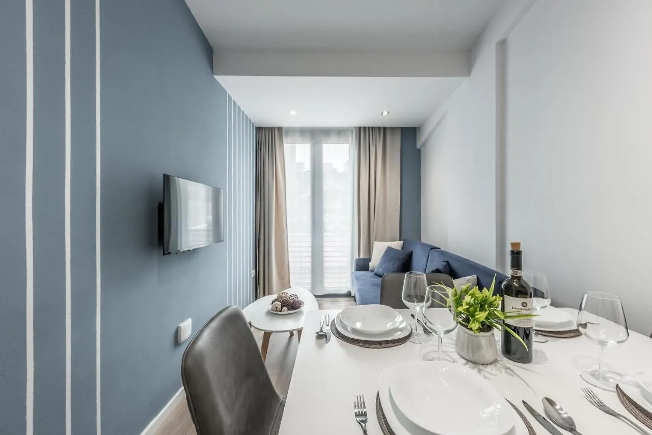 Blue Sensation Brand New Apartment In The City Main Square 100 Mbs Durrës